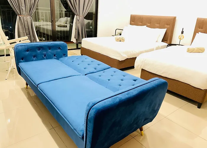 High Floor Studio Austin Regency Mount Austin W Balcony 3 Plus 1Pax 5 Mins Aeon