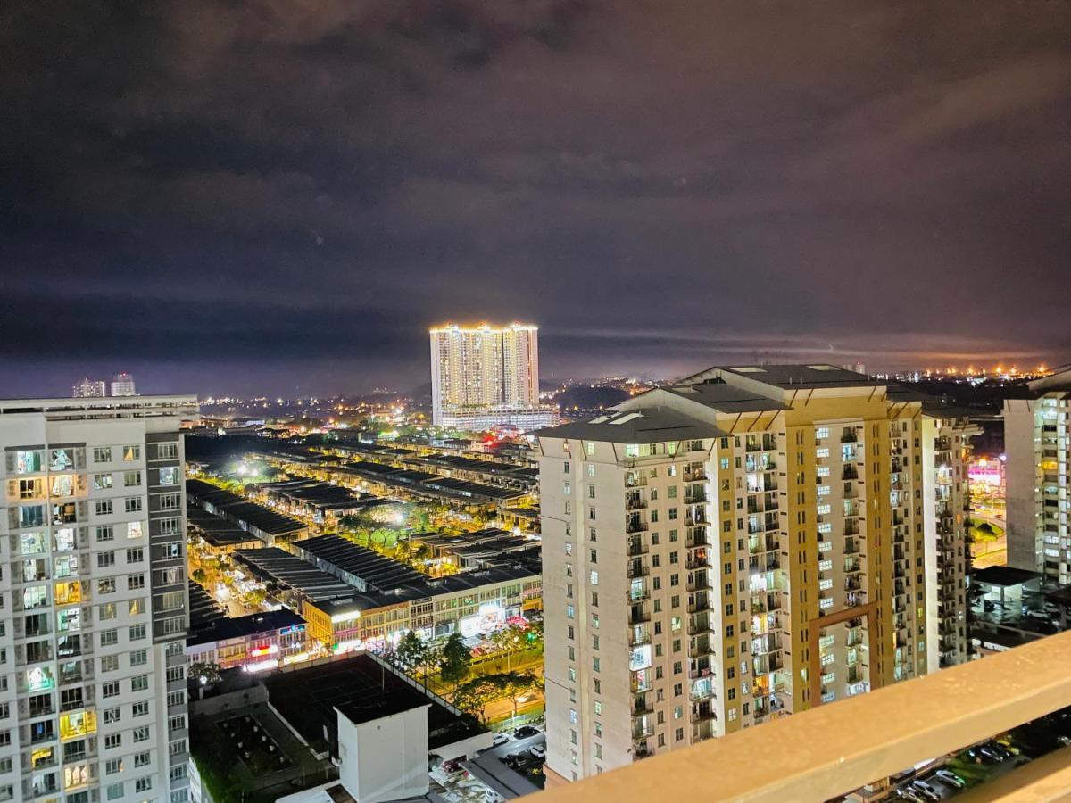 Apartment High Floor Austin Regency Mount Austin W Balcony 3 1pax 5 Mins Aeon Johor Bahru