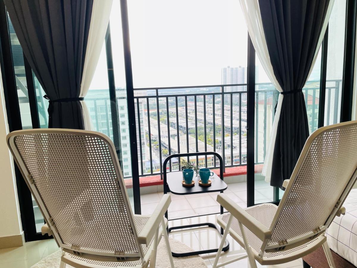 High Floor Austin Regency Mount Austin W Balcony 3 1pax 5 Mins Aeon Johor Bahru