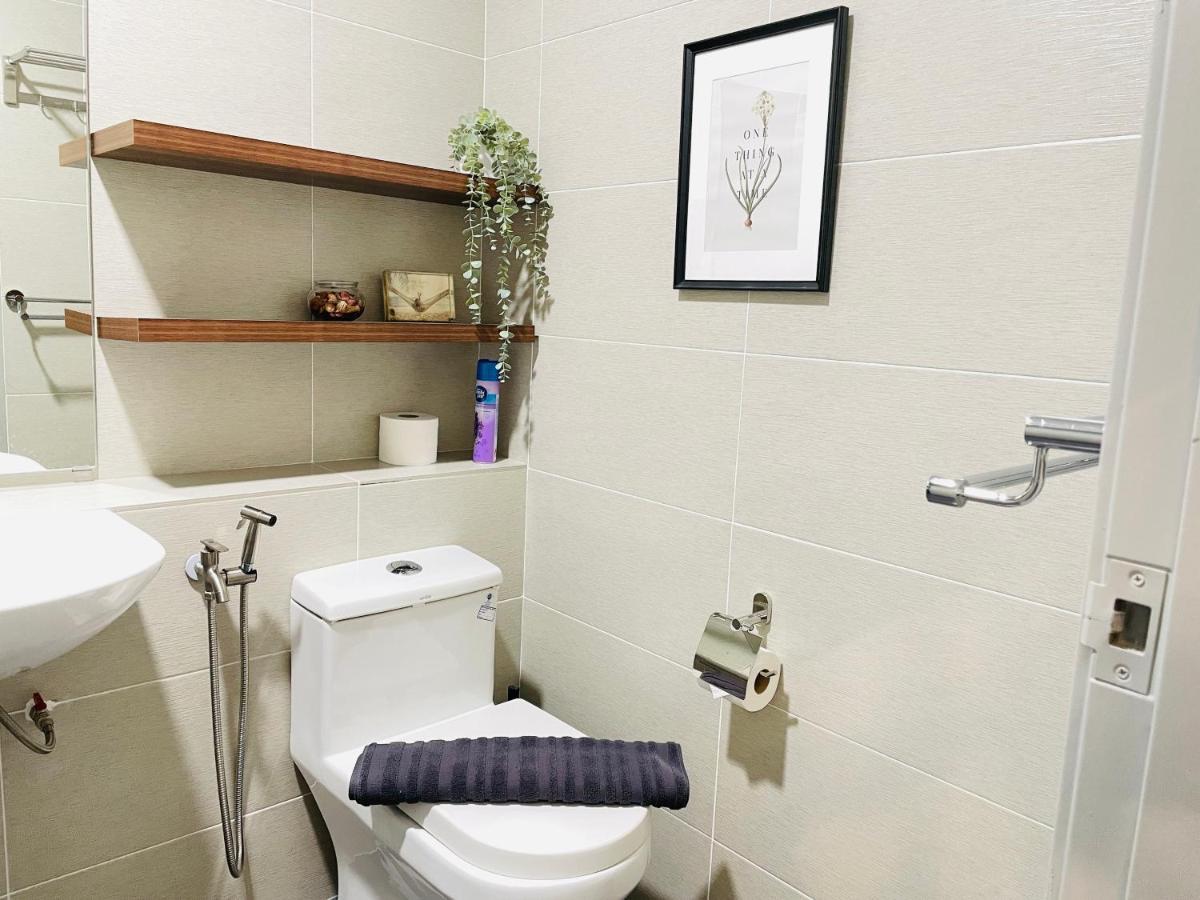 Pangsapuri High Floor Austin Regency Mount Austin W Balcony 3 1pax 5 Mins Aeon Johor Bahru